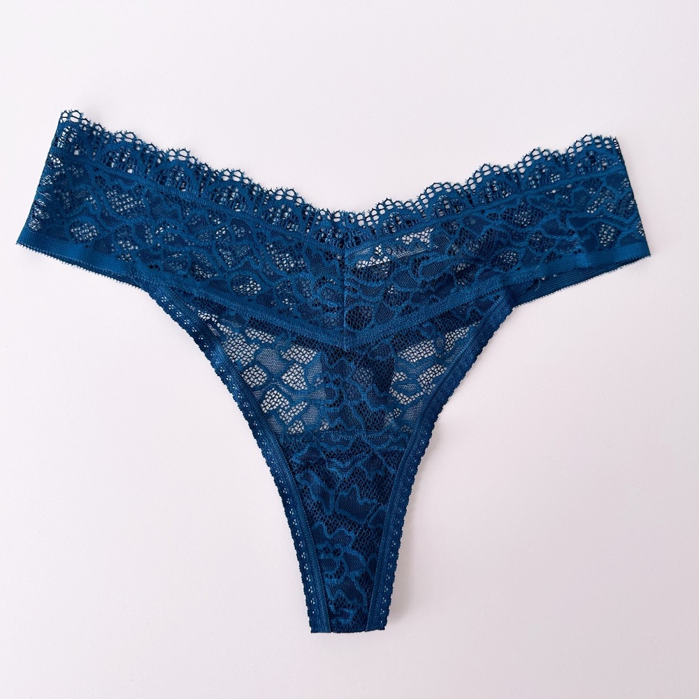 Soma Embraceable Enchanting Lace Thong Blue My Mind M NWT